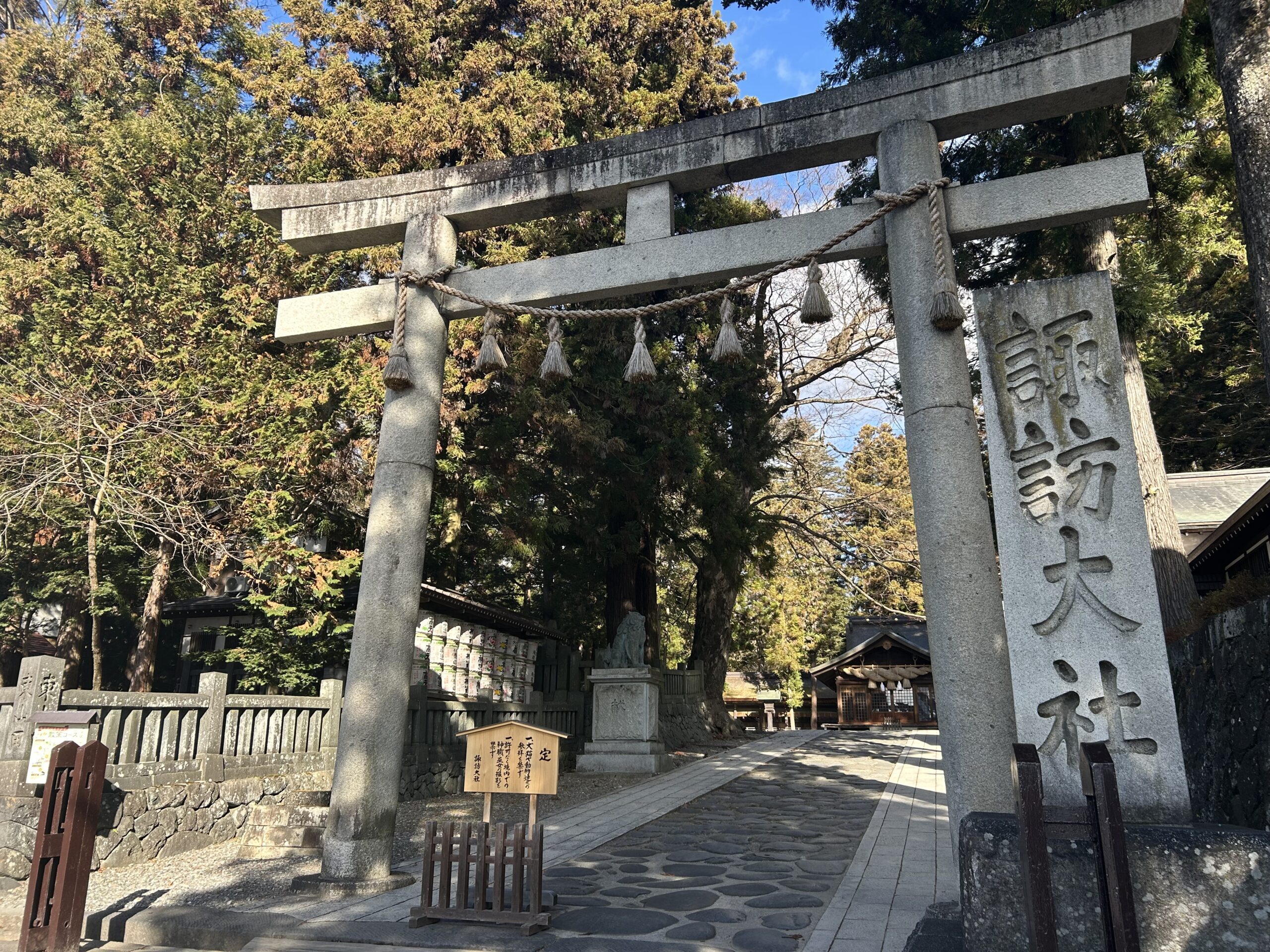 諏訪大社・下社春宮の鳥居
