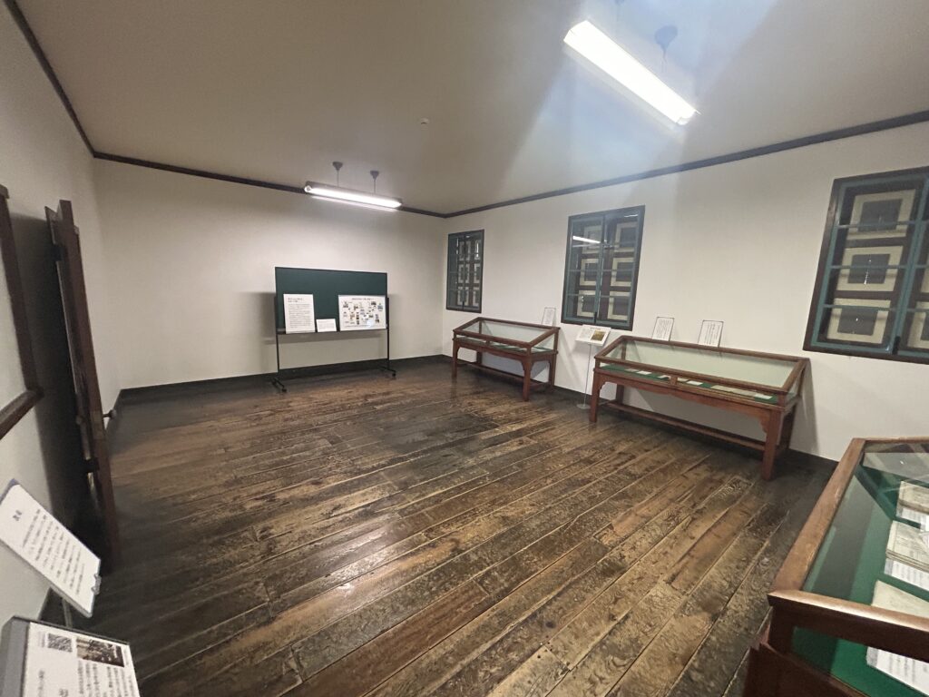 館内資料室の様子