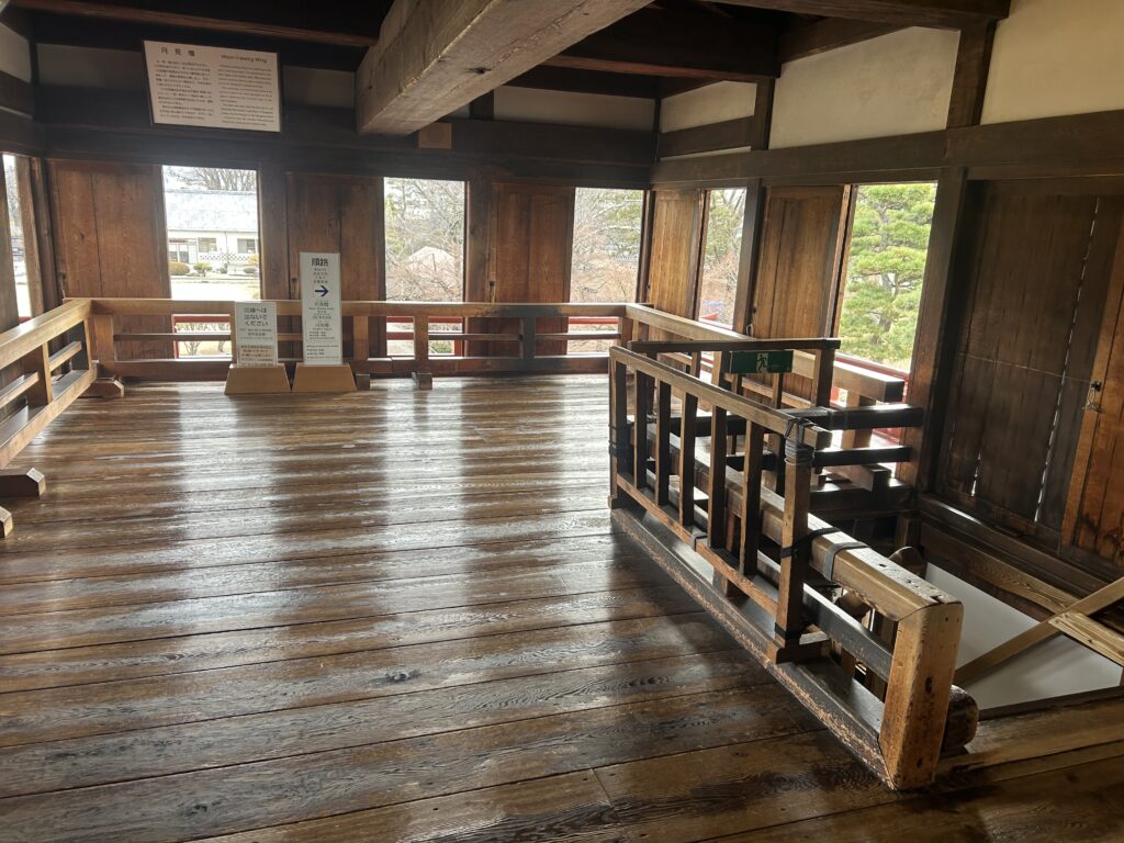 天守出口手前に構える櫓(やぐら)